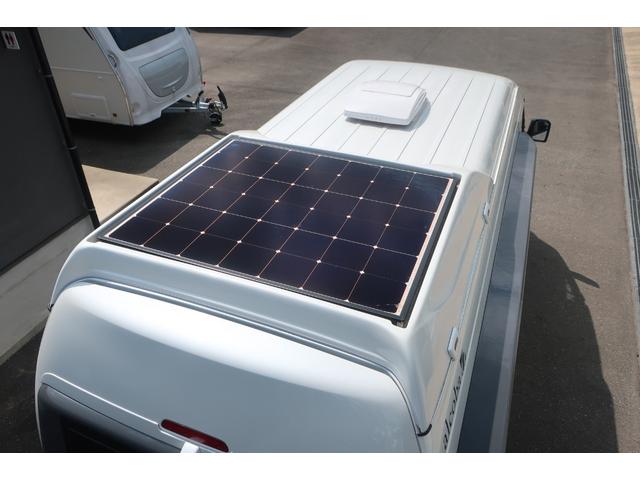 ハイエースバン トイファクトリー　アルコーバグランデ　家庭用エアコン　ＦＦヒーター　エアロソーラー　インバーター１５００Ｗ　マックスファン　カセットトイレ　電子レンジ　テレビ　ＬＥＤヘッドライト　パワスラ　スタビライザー　９インチナビ　前後ドラレコ（13枚目）