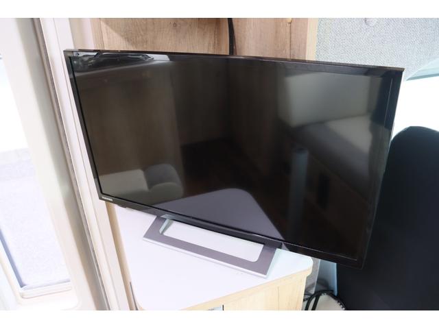 カムロード ナッツＲＶ　クレア５．０Ｘエボリューション　キャンピングカー　家庭用エアコン　ＦＦヒーター　インバーター１５００Ｗ　トリプルサブＢＴ　電子レンジ　テレビ　冷蔵庫　オーニング　マックスファン　８Ｖ型ナビ　Ｂｌｕｅｔｏｏｔｈ　前後ドラレコ　ＥＴＣ（22枚目）