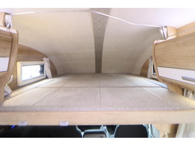 カムロード ナッツＲＶ　クレア５．０Ｘエボリューション　キャンピングカー　家庭用エアコン　ＦＦヒーター　インバーター１５００Ｗ　トリプルサブＢＴ　電子レンジ　テレビ　冷蔵庫　オーニング　マックスファン　８Ｖ型ナビ　Ｂｌｕｅｔｏｏｔｈ　前後ドラレコ　ＥＴＣ（24枚目）