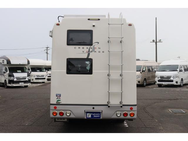 カムロード ナッツＲＶ　クレソンボヤージュＷ　エボライト　ディーゼル／急速充電／家庭用エアコン／ソーラーパネル／ＦＦヒーター／電子レンジ／トリプルサブ／１５００インバーター／リアクーラー／１０型フローティングナビ／常時バック＆サイドモニター／キャンピングカー（24枚目）