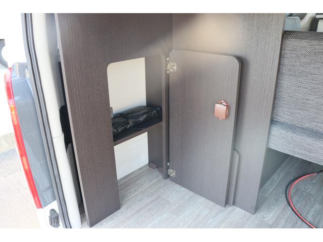 ハイエースバン ＲＶランド　リノ　キャンピングカー　ＦＦヒーター　インバーター１５００Ｗ　ソーラーパネル２枚　ツインサブＢＴ　冷蔵庫　電子レンジ　外部電源　走行充電　ＬＥＤヘッドライト　社外１０インチナビ　ＥＴＣ　４ＷＤ　前後ドラレコ（36枚目）