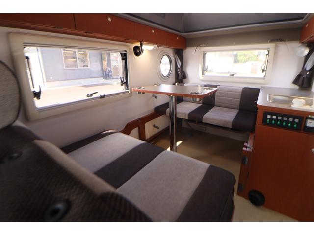 キャリイトラック インディアナＲＶ　インディ７２７　タイプＳ　ポップアップルーフ／ＦＦヒーター／１５００Ｗインバーター／サブバッテリー／リアスピーカー／メモリーナビ／ＥＴＣ／ドライブレコーダー／常時バックモニター／サイクルキャリア／社外ショック／キャンピングカー（3枚目）