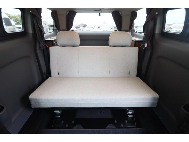 ＮＶ２００バネットワゴン ＦＯＣＳ　Ｌｕｚ　フォックス　ルソ　ワンオーナー／サブバッテリー／走行充電／外部充電／レザーシート／フリップダウンモニター／ナビ切替スイッチ／メモリーナビ／バックカメラ／前後ドライブレコーダー／ＯＰアルミ／５ナンバー／キャンピングカー（2枚目）