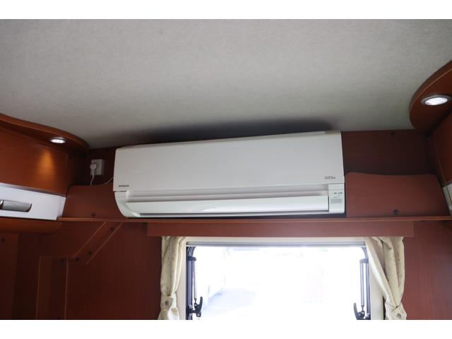 カムロード ナッツＲＶ　クレア５．３Ｚエボリューション　家庭用エアコン　ＦＦヒーター　インバーター１５００Ｗ　ソーラーパネル　マックスファン　電子レンジ　フェイスパネル　トリプルサブバッテリー　外部電源　走行充電　ＨＤＤナビ　常時リアモニター　ＥＴＣ（6枚目）
