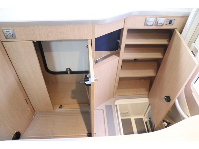 カムロード バンテック　コルドリーブス２．１０　ディーゼル４ＷＤ／先進安全装備／ダブルタイヤ／家庭用エアコン／トリプルサブＢＴ／１５００Ｗインバーター／ソーラー／ＤＣ冷蔵庫／液晶テレビ／電子レンジ／内部電源／フローティングナビ／キャンピングカー（12枚目）