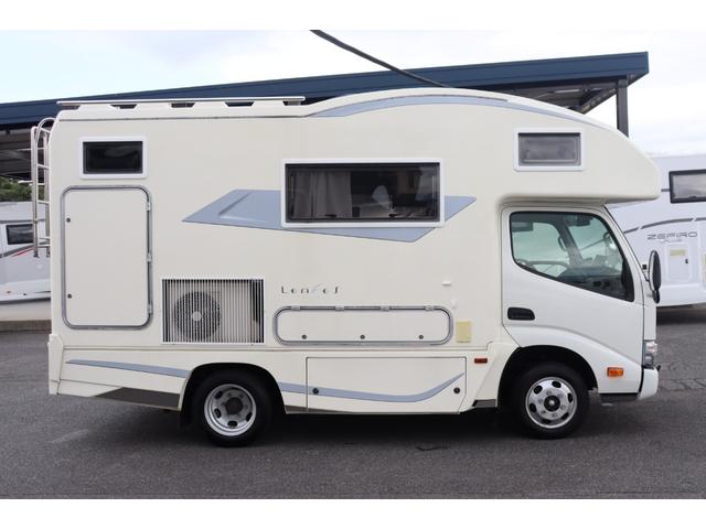 カムロード バンテック　コルドリーブス２．１０　ディーゼル４ＷＤ／先進安全装備／ダブルタイヤ／家庭用エアコン／トリプルサブＢＴ／１５００Ｗインバーター／ソーラー／ＤＣ冷蔵庫／液晶テレビ／電子レンジ／内部電源／フローティングナビ／キャンピングカー（22枚目）