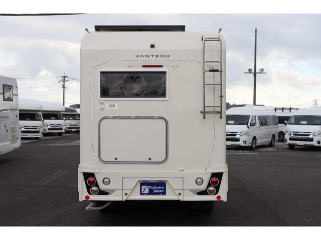 カムロード バンテック　コルドリーブス２．１０　ディーゼル４ＷＤ／先進安全装備／ダブルタイヤ／家庭用エアコン／トリプルサブＢＴ／１５００Ｗインバーター／ソーラー／ＤＣ冷蔵庫／液晶テレビ／電子レンジ／内部電源／フローティングナビ／キャンピングカー（24枚目）