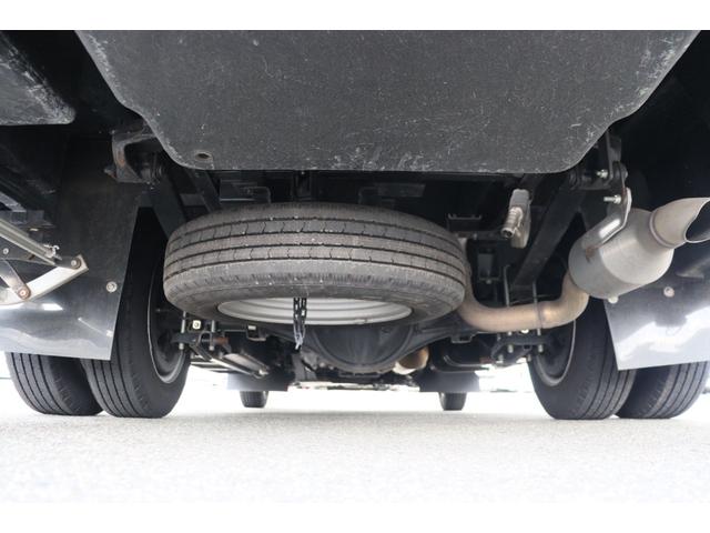 カムロード バンテック　コルドリーブス２．１０　ディーゼル４ＷＤ／先進安全装備／ダブルタイヤ／家庭用エアコン／トリプルサブＢＴ／１５００Ｗインバーター／ソーラー／ＤＣ冷蔵庫／液晶テレビ／電子レンジ／内部電源／フローティングナビ／キャンピングカー（26枚目）