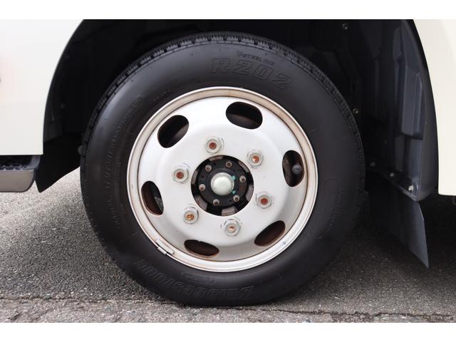 カムロード バンテック　コルドリーブス２．１０　ディーゼル４ＷＤ／先進安全装備／ダブルタイヤ／家庭用エアコン／トリプルサブＢＴ／１５００Ｗインバーター／ソーラー／ＤＣ冷蔵庫／液晶テレビ／電子レンジ／内部電源／フローティングナビ／キャンピングカー（38枚目）