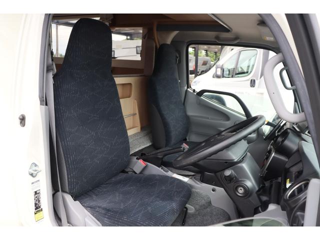 カムロード バンテック　コルドリーブス２．１０　ディーゼル４ＷＤ／先進安全装備／ダブルタイヤ／家庭用エアコン／トリプルサブＢＴ／１５００Ｗインバーター／ソーラー／ＤＣ冷蔵庫／液晶テレビ／電子レンジ／内部電源／フローティングナビ／キャンピングカー（41枚目）