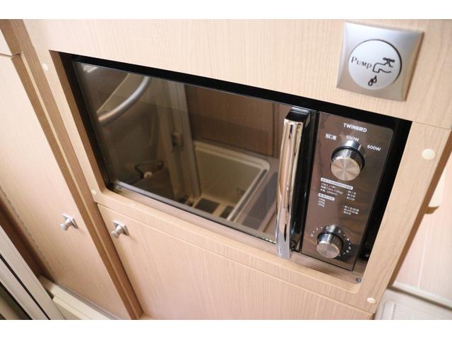 カムロード バンテック　コルドリーブス２．１０　ディーゼル４ＷＤ／先進安全装備／ダブルタイヤ／家庭用エアコン／トリプルサブＢＴ／１５００Ｗインバーター／ソーラー／ＤＣ冷蔵庫／液晶テレビ／電子レンジ／内部電源／フローティングナビ／キャンピングカー（58枚目）