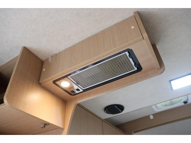 カムロード バンテック　コルドリーブス２．１０　ディーゼル４ＷＤ／先進安全装備／ダブルタイヤ／家庭用エアコン／トリプルサブＢＴ／１５００Ｗインバーター／ソーラー／ＤＣ冷蔵庫／液晶テレビ／電子レンジ／内部電源／フローティングナビ／キャンピングカー（65枚目）