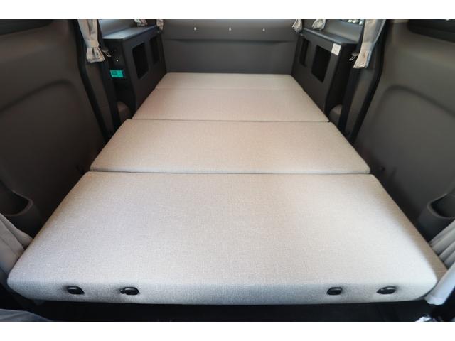 NV200バネットワゴン FOCS Luz フォックス ルソ Cスタイル 新車 特別塗装色/レザーシート加工/高断熱処理/サブバッテリー/走行充電/外部充電/バッテリーモニター/脱着式テーブル/フリップダウンモニター/ナビ電源SW/ポータブル電源用コンセント/キャンピングカー(35枚目)
