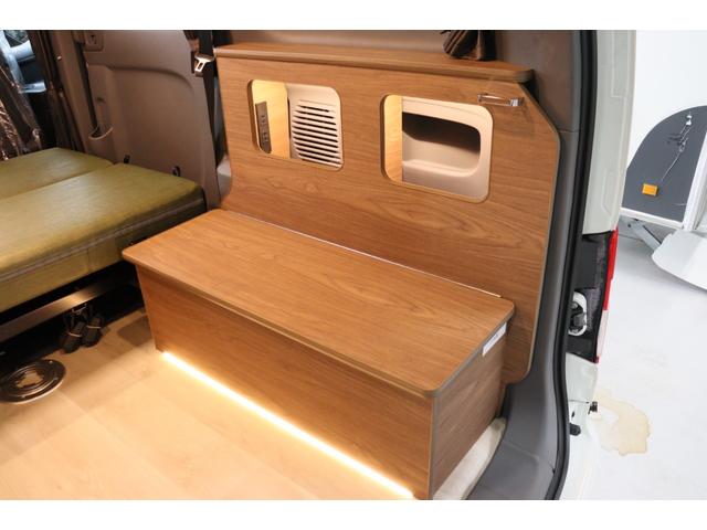 NV200バネットワゴン FOCS Luz フォックス ルソ Bスタイル 新車 特別塗装色/レザーシート加工/高断熱処理/サブバッテリー/走行充電/外部充電/バッテリーモニター/脱着式テーブル/フリップダウンモニター/ナビ電源SW/ポータブル電源用コンセント/キャンピングカー(9枚目)