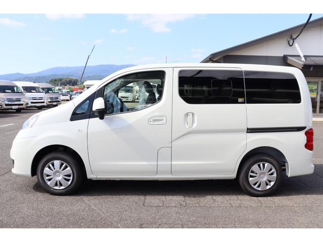 NV200バネットワゴン FOCS Luz フォックス ルソ Bスタイル 新車 特別塗装色/レザーシート加工/高断熱処理/サブバッテリー/走行充電/外部充電/バッテリーモニター/脱着式テーブル/フリップダウンモニター/ナビ電源SW/ポータブル電源用コンセント/キャンピングカー(23枚目)