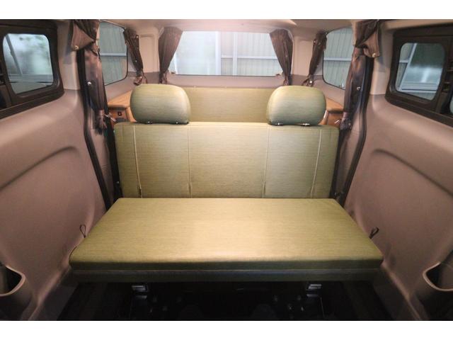 NV200バネットワゴン FOCS Luz フォックス ルソ Bスタイル 新車 特別塗装色/レザーシート加工/高断熱処理/サブバッテリー/走行充電/外部充電/バッテリーモニター/脱着式テーブル/フリップダウンモニター/ナビ電源SW/ポータブル電源用コンセント/キャンピングカー(38枚目)