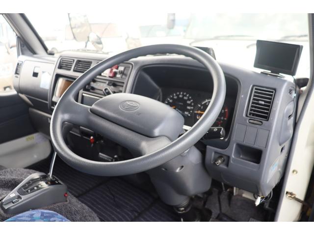 カムロード バンテック　ジル　ＦＦヒーター　インバーター１８００Ｗ　ツインサブＢＴ　カセットトイレ　シャワー　温水ボイラー　電子レンジ　リアクーラー　オーニング　ナビ　フルセグ　Ｂｌｕｅｔｏｏｔｈ　ＥＴＣ　キャンピングカー（12枚目）