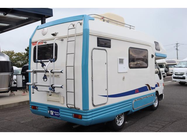 カムロード バンテック　ジル　ＦＦヒーター　インバーター１８００Ｗ　ツインサブＢＴ　カセットトイレ　シャワー　温水ボイラー　電子レンジ　リアクーラー　オーニング　ナビ　フルセグ　Ｂｌｕｅｔｏｏｔｈ　ＥＴＣ　キャンピングカー（18枚目）