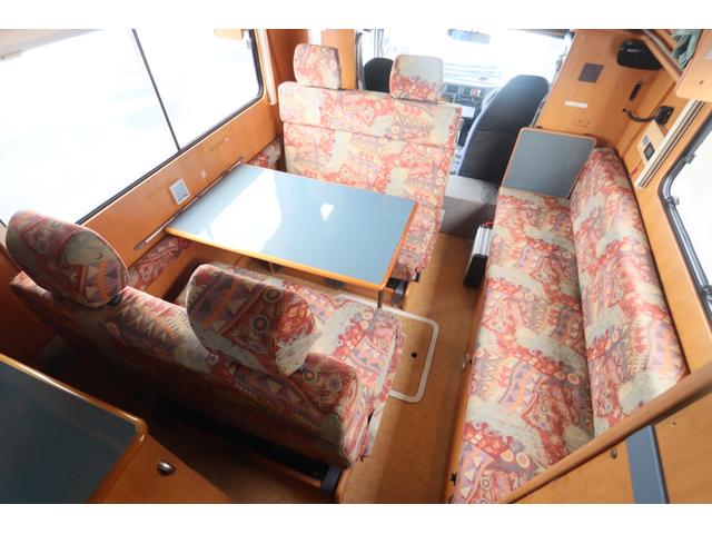 カムロード バンテック　ジル　ＦＦヒーター　インバーター１８００Ｗ　ツインサブＢＴ　カセットトイレ　シャワー　温水ボイラー　電子レンジ　リアクーラー　オーニング　ナビ　フルセグ　Ｂｌｕｅｔｏｏｔｈ　ＥＴＣ　キャンピングカー（36枚目）