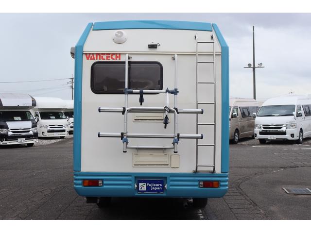 カムロード バンテック　ジル　ＦＦヒーター　インバーター１８００Ｗ　ツインサブＢＴ　カセットトイレ　シャワー　温水ボイラー　電子レンジ　リアクーラー　オーニング　ナビ　フルセグ　Ｂｌｕｅｔｏｏｔｈ　ＥＴＣ　キャンピングカー（38枚目）