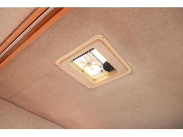 カムロード バンテック　ジル　ＦＦヒーター　インバーター１８００Ｗ　ツインサブＢＴ　カセットトイレ　シャワー　温水ボイラー　電子レンジ　リアクーラー　オーニング　ナビ　フルセグ　Ｂｌｕｅｔｏｏｔｈ　ＥＴＣ　キャンピングカー（43枚目）