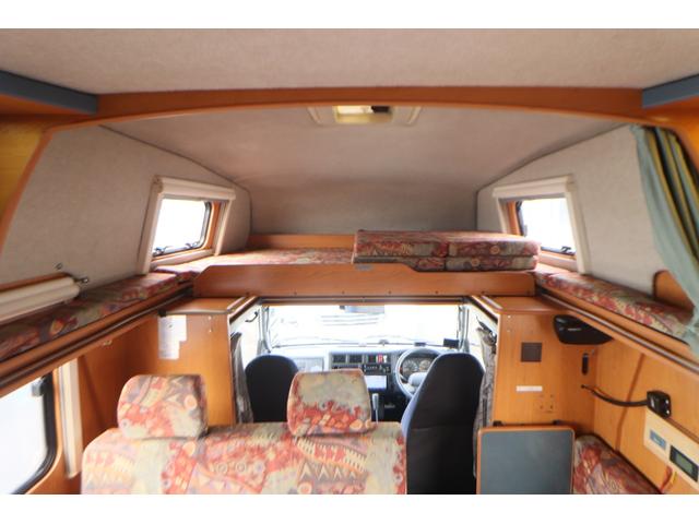 カムロード バンテック　ジル　ＦＦヒーター　インバーター１８００Ｗ　ツインサブＢＴ　カセットトイレ　シャワー　温水ボイラー　電子レンジ　リアクーラー　オーニング　ナビ　フルセグ　Ｂｌｕｅｔｏｏｔｈ　ＥＴＣ　キャンピングカー（50枚目）