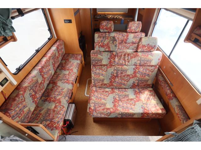 カムロード バンテック　ジル　ＦＦヒーター　インバーター１８００Ｗ　ツインサブＢＴ　カセットトイレ　シャワー　温水ボイラー　電子レンジ　リアクーラー　オーニング　ナビ　フルセグ　Ｂｌｕｅｔｏｏｔｈ　ＥＴＣ　キャンピングカー（55枚目）