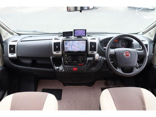 デュカト アドリア　マトリックスＭ６８０ＳＰ　キャンピングカー　家庭用エアコン　ソーラーパネル２枚　インバーター１８００Ｗ　トリプルサブバッテリー　ＦＦヒーター　電子レンジ　トイレ　温水ボイラー　シャワー　フローティングナビ　フルセグ　ＥＴＣ（13枚目）