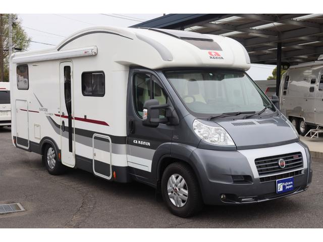 デュカト アドリア　マトリックスＭ６８０ＳＰ　キャンピングカー　家庭用エアコン　ソーラーパネル２枚　インバーター１８００Ｗ　トリプルサブバッテリー　ＦＦヒーター　電子レンジ　トイレ　温水ボイラー　シャワー　フローティングナビ　フルセグ　ＥＴＣ（17枚目）