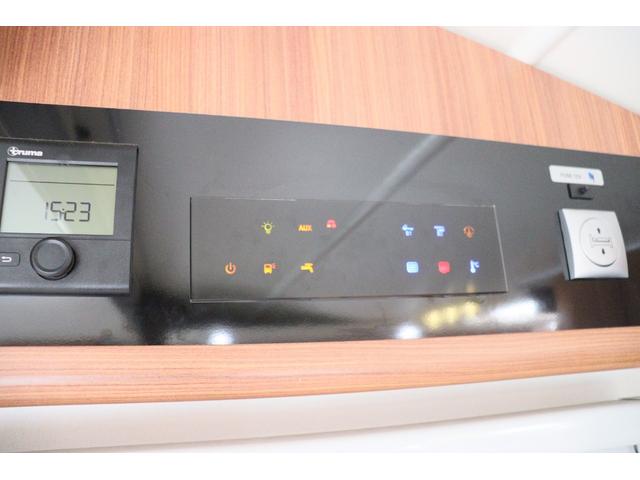 デュカト アドリア　マトリックスＭ６８０ＳＰ　キャンピングカー　家庭用エアコン　ソーラーパネル２枚　インバーター１８００Ｗ　トリプルサブバッテリー　ＦＦヒーター　電子レンジ　トイレ　温水ボイラー　シャワー　フローティングナビ　フルセグ　ＥＴＣ（54枚目）