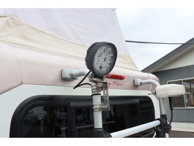 ハイゼットトラック バンショップミカミ　テントムシ　ポップアップルーフ／８ナンバー／ソーラーパネル／シンク／サブバッテリー／走行充電／外部充電／１５００Ｗインバーター／サイクルキャリア／メモリーナビ／バックカメラ／軽キャン／キャンピングカー（31枚目）