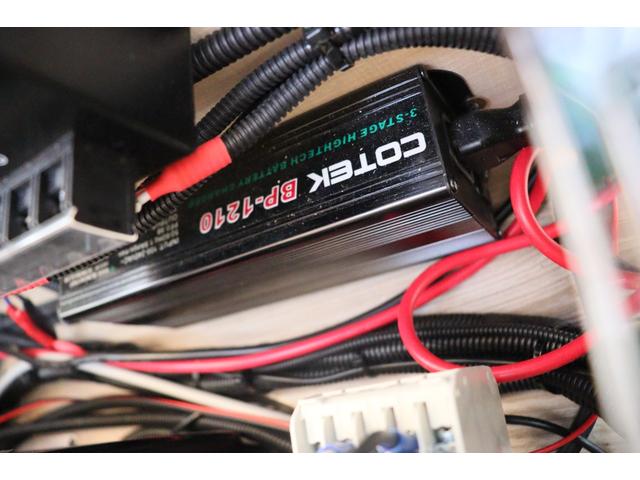 ハイゼットトラック バンショップミカミ　テントムシ　ポップアップルーフ／８ナンバー／ソーラーパネル／シンク／サブバッテリー／走行充電／外部充電／１５００Ｗインバーター／サイクルキャリア／メモリーナビ／バックカメラ／軽キャン／キャンピングカー（63枚目）