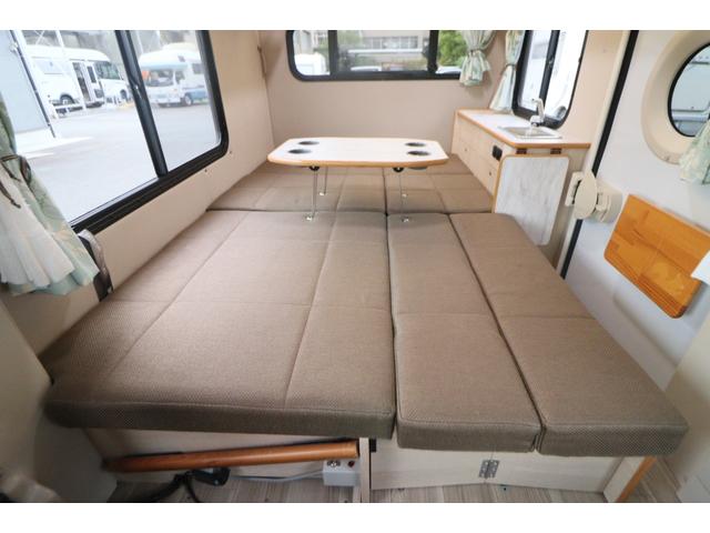 ハイゼットトラック バンショップミカミ　テントムシ　ポップアップルーフ／８ナンバー／ソーラーパネル／シンク／サブバッテリー／走行充電／外部充電／１５００Ｗインバーター／サイクルキャリア／メモリーナビ／バックカメラ／軽キャン／キャンピングカー（67枚目）