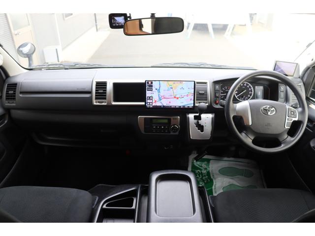 ハイエースバン トイファクトリー　バーデン　カリモク　グランデ仕様　クールコンプシステム　エアロソーラー　ＦＦヒーター　マックスファン　電子レンジ　テレビ　内部電源　トイファクトリー製強化リーフ　リアスタビライザー　オーリンズショック　１０インチナビ　キャンピングカー（13枚目）