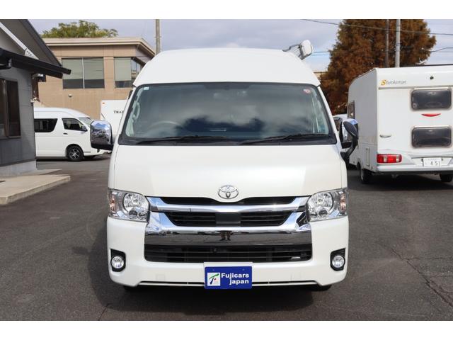 ハイエースバン トイファクトリー　バーデン　カリモク　グランデ仕様　クールコンプシステム　エアロソーラー　ＦＦヒーター　マックスファン　電子レンジ　テレビ　内部電源　トイファクトリー製強化リーフ　リアスタビライザー　オーリンズショック　１０インチナビ　キャンピングカー（16枚目）