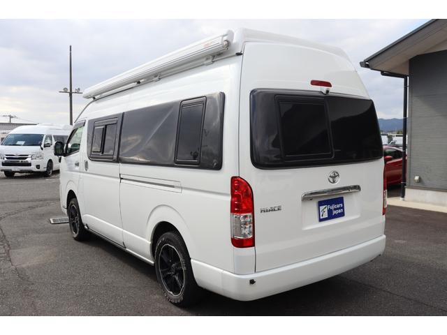 ハイエースバン トイファクトリー　バーデン　カリモク　グランデ仕様　クールコンプシステム　エアロソーラー　ＦＦヒーター　マックスファン　電子レンジ　テレビ　内部電源　トイファクトリー製強化リーフ　リアスタビライザー　オーリンズショック　１０インチナビ　キャンピングカー（19枚目）