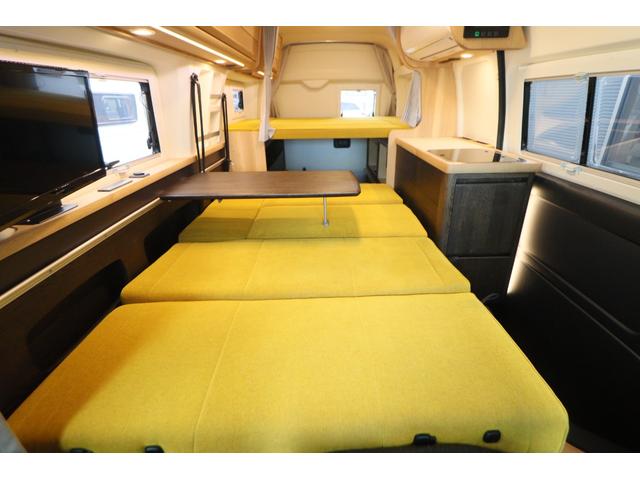 ハイエースバン トイファクトリー　バーデン　カリモク　グランデ仕様　クールコンプシステム　エアロソーラー　ＦＦヒーター　マックスファン　電子レンジ　テレビ　内部電源　トイファクトリー製強化リーフ　リアスタビライザー　オーリンズショック　１０インチナビ　キャンピングカー（46枚目）