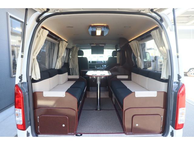 ハイエースワゴン FOCS フォックス DSプレミアム 10人乗り/350Wインバーター/サブバッテリー/走行充電/外部充電/DC冷蔵庫/フリップダウンモニター/ナビ切替スイッチ/メモリーナビ/バックカメラ/前後ドラレコ/キャンピングカー(12枚目)