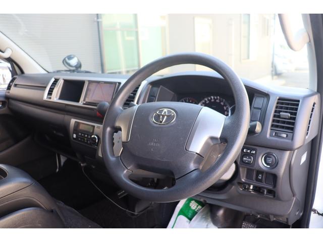 ハイエースワゴン FOCS フォックス DSプレミアム 10人乗り/350Wインバーター/サブバッテリー/走行充電/外部充電/DC冷蔵庫/フリップダウンモニター/ナビ切替スイッチ/メモリーナビ/バックカメラ/前後ドラレコ/キャンピングカー(28枚目)