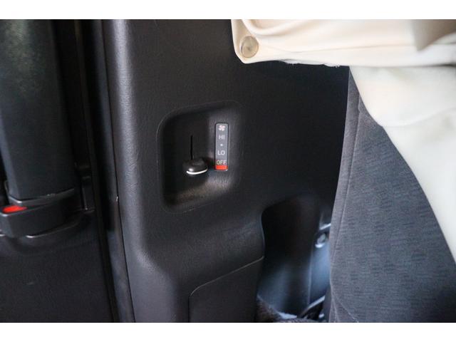 ハイエースワゴン FOCS フォックス DSプレミアム 10人乗り/350Wインバーター/サブバッテリー/走行充電/外部充電/DC冷蔵庫/フリップダウンモニター/ナビ切替スイッチ/メモリーナビ/バックカメラ/前後ドラレコ/キャンピングカー(37枚目)