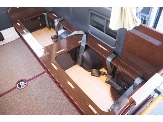 ハイエースワゴン FOCS フォックス DSプレミアム 10人乗り/350Wインバーター/サブバッテリー/走行充電/外部充電/DC冷蔵庫/フリップダウンモニター/ナビ切替スイッチ/メモリーナビ/バックカメラ/前後ドラレコ/キャンピングカー(45枚目)