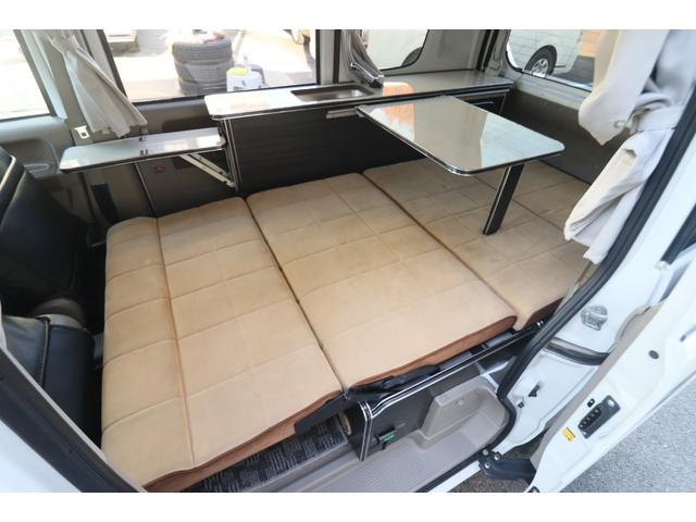 エブリイ ジョインターボ フィールドライフ コング 登録遅れ キャンピングカー 車中泊 ポップアップルーフ サブバッテリー シンク 走行充電 外部電源 リフトアップ 社外15インチアルミホイール ナビ ETC(3枚目)