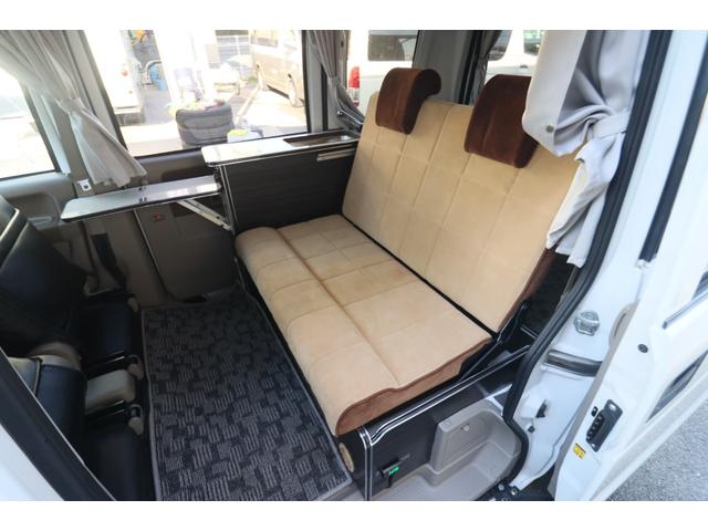 エブリイ ジョインターボ フィールドライフ コング 登録遅れ キャンピングカー 車中泊 ポップアップルーフ サブバッテリー シンク 走行充電 外部電源 リフトアップ 社外15インチアルミホイール ナビ ETC(4枚目)