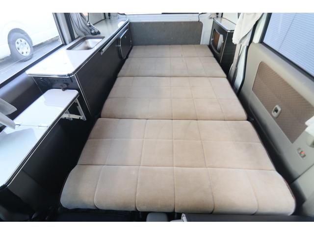 エブリイ ジョインターボ フィールドライフ コング 登録遅れ キャンピングカー 車中泊 ポップアップルーフ サブバッテリー シンク 走行充電 外部電源 リフトアップ 社外15インチアルミホイール ナビ ETC(23枚目)