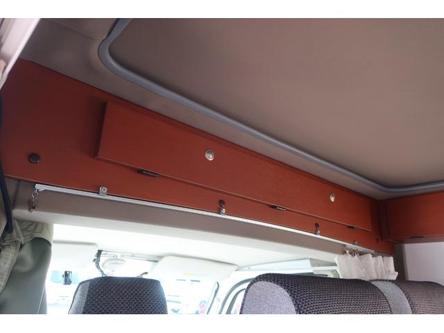 キャリイトラック インディアナＲＶ　インディ７２７　タイプＳ　ＦＦヒーター　インバーター１５００Ｗ　ポップアップルーフ　ワンオーナー車　テレビ　サブバッテリー　シンク　外部電源　走行充電　ナビ切替スイッチ　社外ナビ　Ｂｌｕｅｔｏｏｔｈ　フルセグ　キャンピングカー（52枚目）