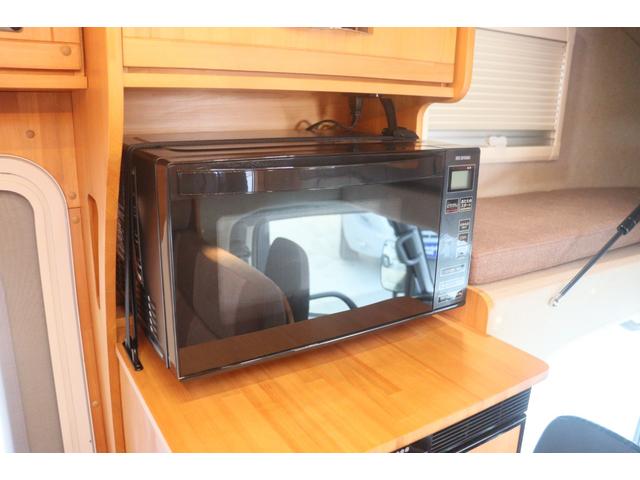 カムロード ダイレクトカーズ　トリップ　ログベース　ディーゼル／４ＷＤ／ダブルタイヤ／先進安全装備／クールスター／リチウム４００Ａｈ／ソーラー５４０Ｗ／温水ボイラー／ＣＴＥＫ充電／９インチナビ／ＥＴＣ２．０／シャドー製スタビ・ショック／キャンピングカー（7枚目）