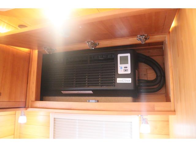 カムロード ダイレクトカーズ　トリップ　ログベース　ディーゼル／４ＷＤ／ダブルタイヤ／先進安全装備／クールスター／リチウム４００Ａｈ／ソーラー５４０Ｗ／温水ボイラー／ＣＴＥＫ充電／９インチナビ／ＥＴＣ２．０／シャドー製スタビ・ショック／キャンピングカー（12枚目）