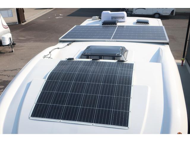 カムロード ダイレクトカーズ　トリップ　ログベース　ディーゼル／４ＷＤ／ダブルタイヤ／先進安全装備／クールスター／リチウム４００Ａｈ／ソーラー５４０Ｗ／温水ボイラー／ＣＴＥＫ充電／９インチナビ／ＥＴＣ２．０／シャドー製スタビ・ショック／キャンピングカー（20枚目）