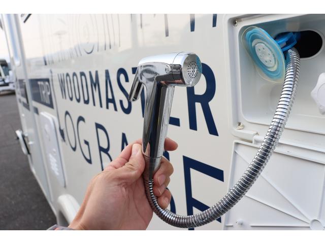 カムロード ダイレクトカーズ　トリップ　ログベース　ディーゼル／４ＷＤ／ダブルタイヤ／先進安全装備／クールスター／リチウム４００Ａｈ／ソーラー５４０Ｗ／温水ボイラー／ＣＴＥＫ充電／９インチナビ／ＥＴＣ２．０／シャドー製スタビ・ショック／キャンピングカー（33枚目）