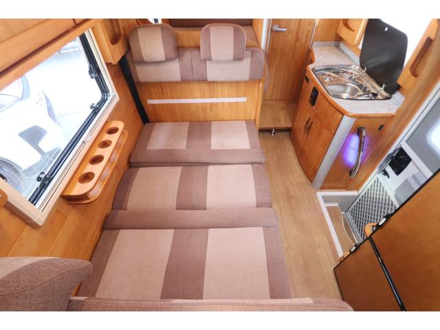 カムロード ダイレクトカーズ　トリップ　ログベース　ディーゼル／４ＷＤ／ダブルタイヤ／先進安全装備／クールスター／リチウム４００Ａｈ／ソーラー５４０Ｗ／温水ボイラー／ＣＴＥＫ充電／９インチナビ／ＥＴＣ２．０／シャドー製スタビ・ショック／キャンピングカー（71枚目）